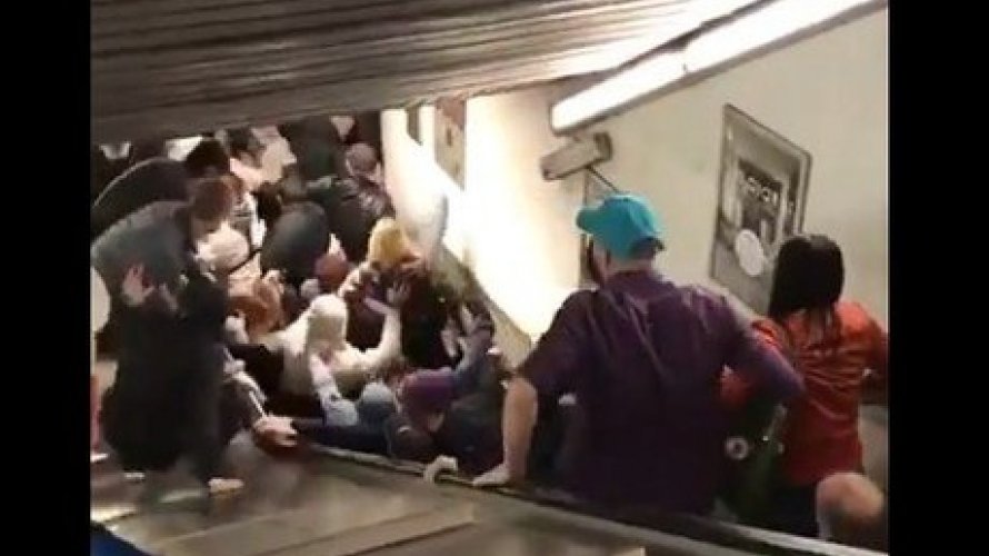 Vídeo: escada rolante desaba e deixa vinte feridos em Roma