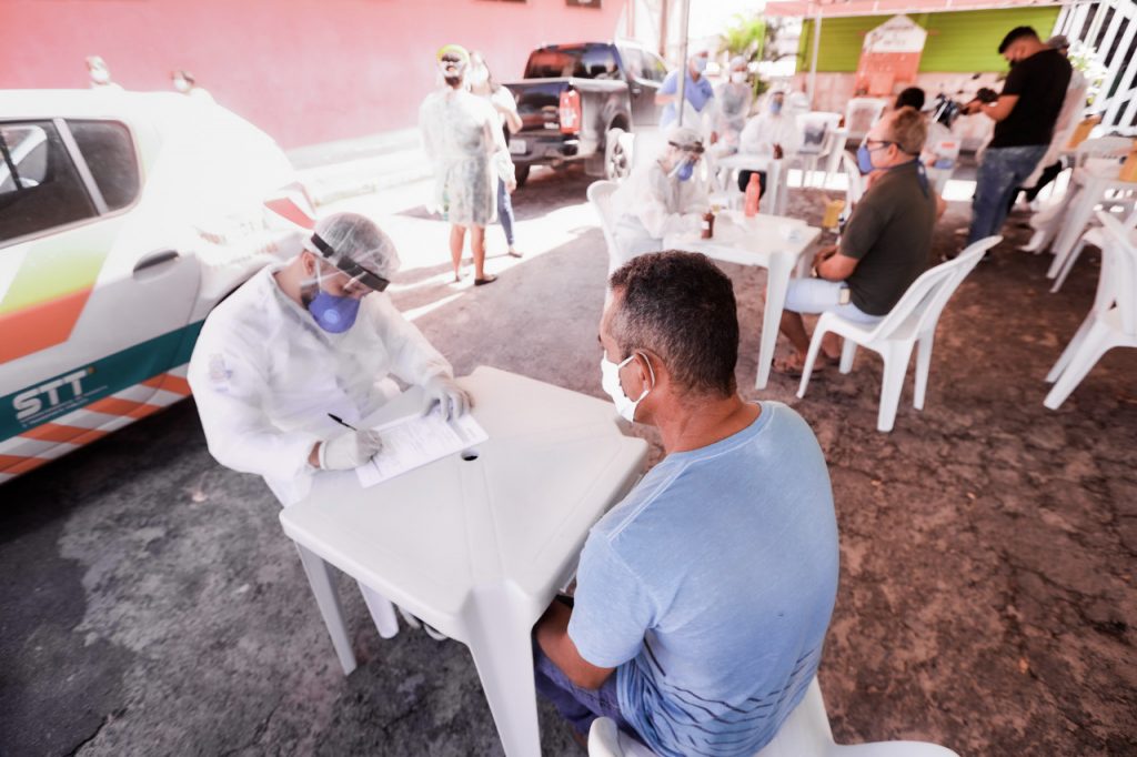 A ação integrada da Prefeitura de Camaçari para enfrentamento ao coronavírus foi realizada nesta segunda-feira (8/6) na Gleba E