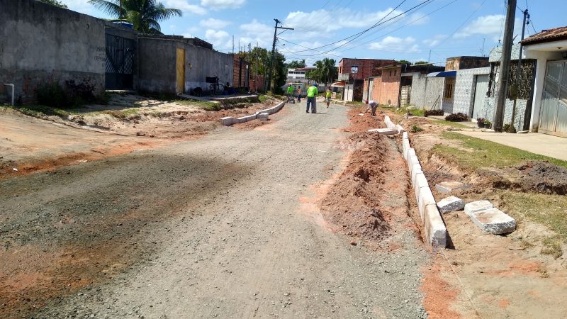 Ruas do Parque Verde II recebem preparação para asfaltamento