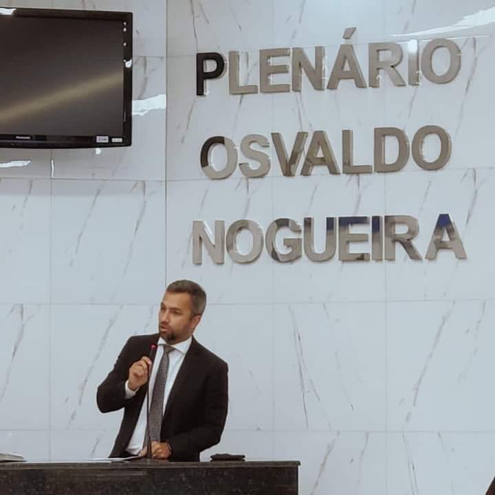 Em Sessão Ordinária o vereador Flávio Matos faz indicações que beneficiará dois bairros de Camaçari