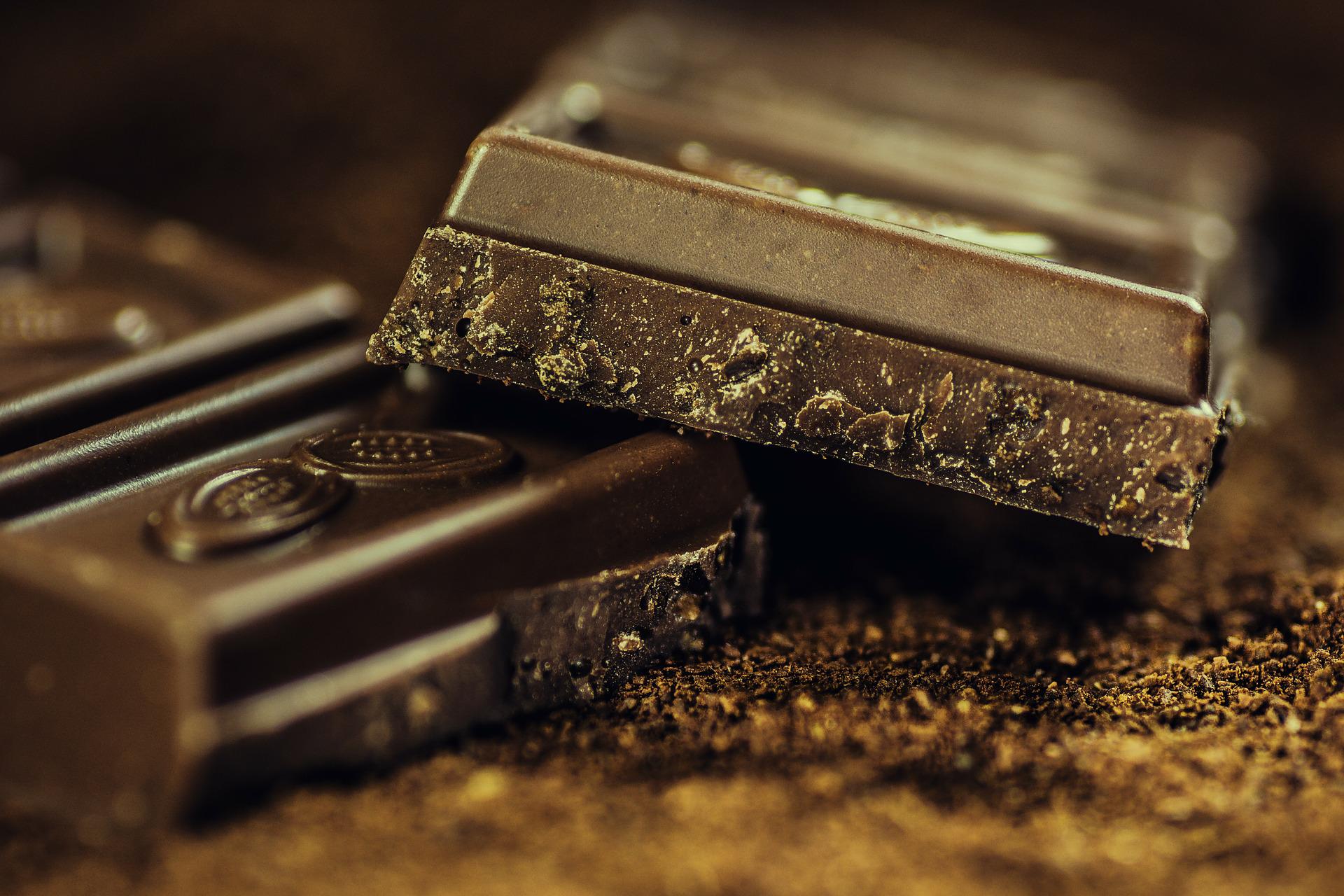 TERROR ALIMENTÍCIO? Saiba como consumir chocolate sem prejudicar performance de treinos
