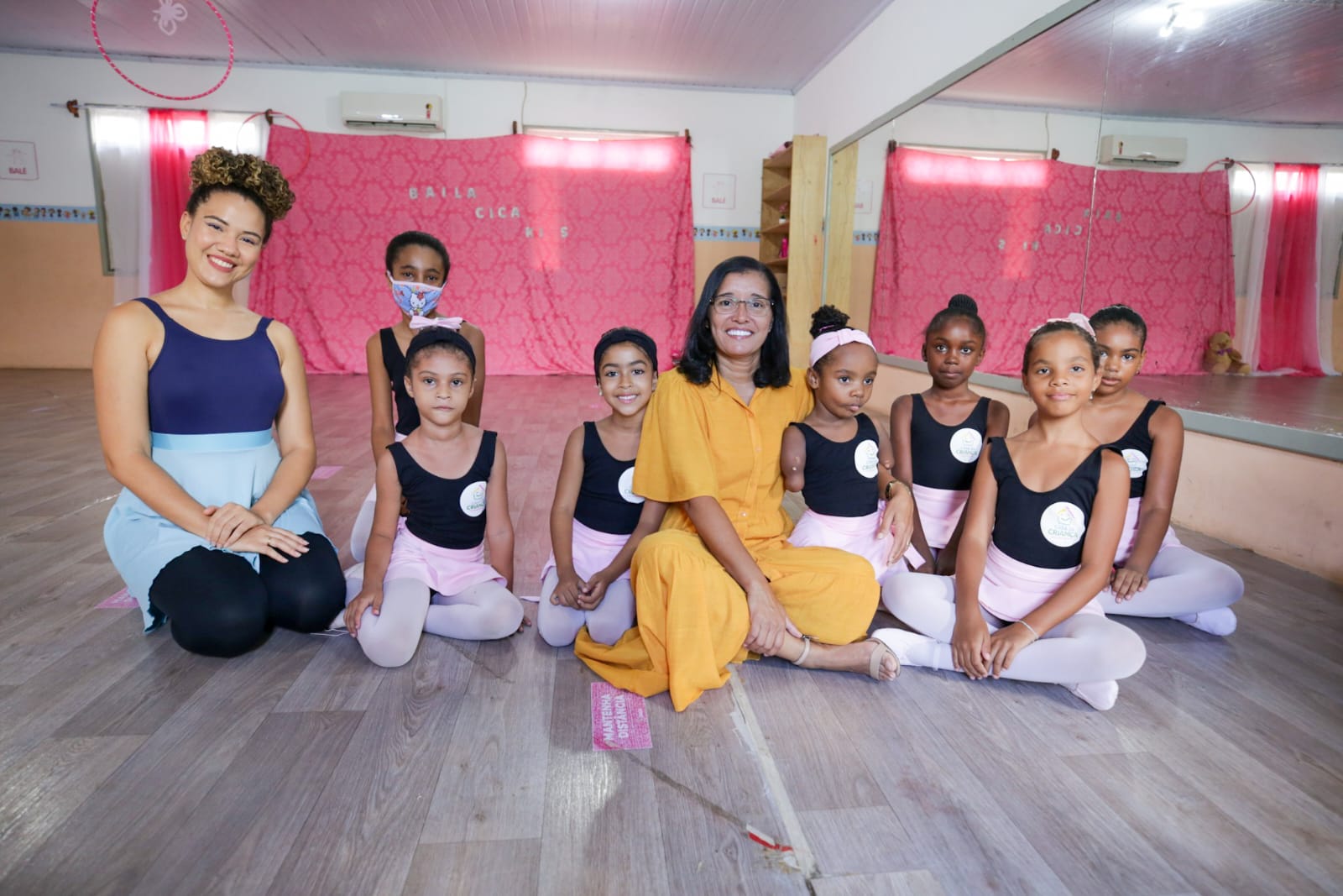 Casa da Criança e do Adolescente dá inicio à oficina de balé para crianças de 4 a 6 anos