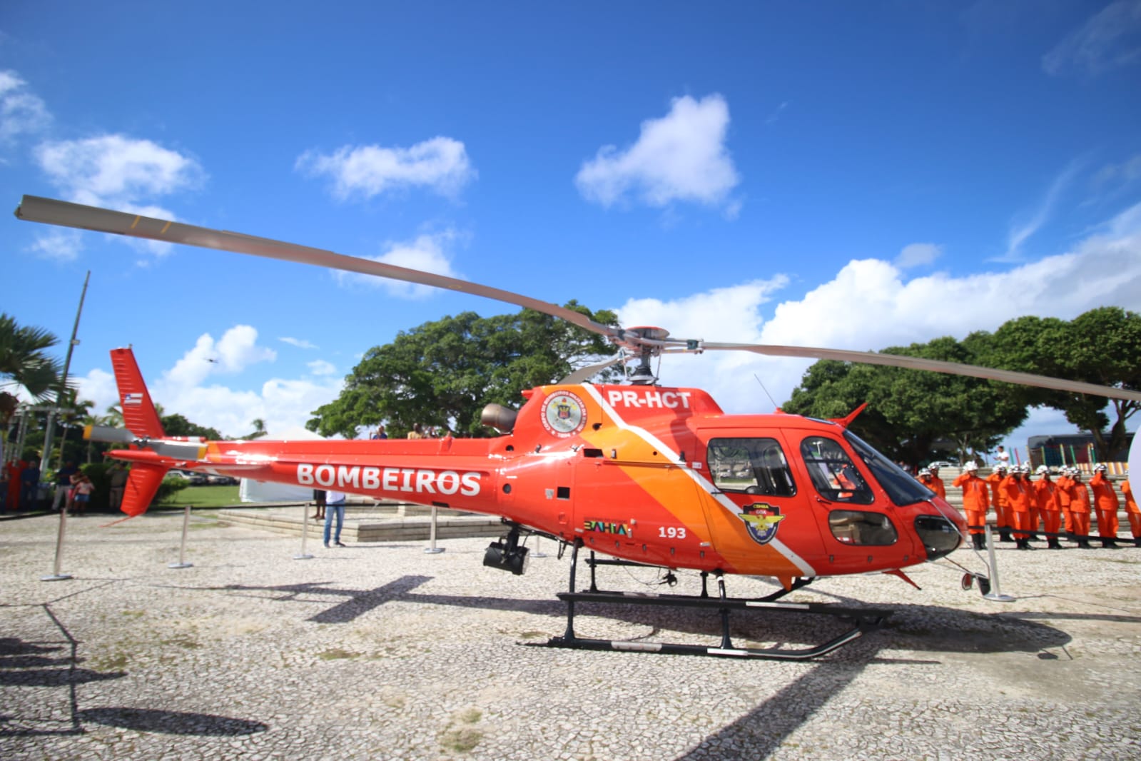 Cerca de R$ 29 milhões são investidos em helicóptero, drones e viaturas para os Bombeiros e PM